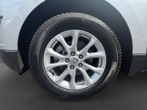 Used 2020 Chevrolet Equinox LS w/ LS Convenience Package AWD/4WD image 14