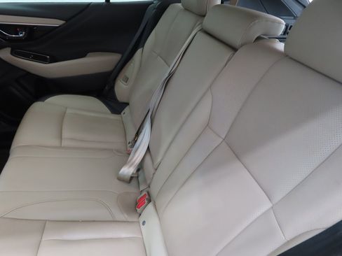 Used 2020 Subaru Outback Limited AWD/4WD image 22