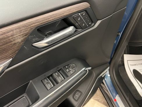 New 2026 GMC Acadia Denali w/ Super Cruise Package image 7