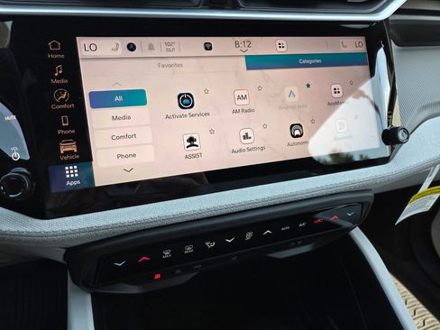 New 2026 Jeep Cherokee Laredo AWD/4WD image 7