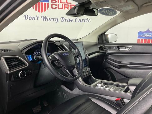 Used 2024 Ford Edge SEL image 12