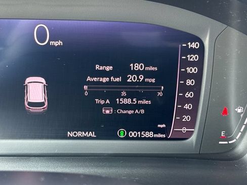 Used 2026 Honda Pilot TrailSport image 22