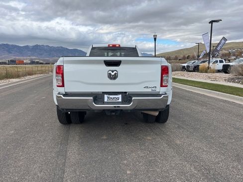 Used 2024 RAM 3500 Tradesman w/ Chrome Appearance Group image 5