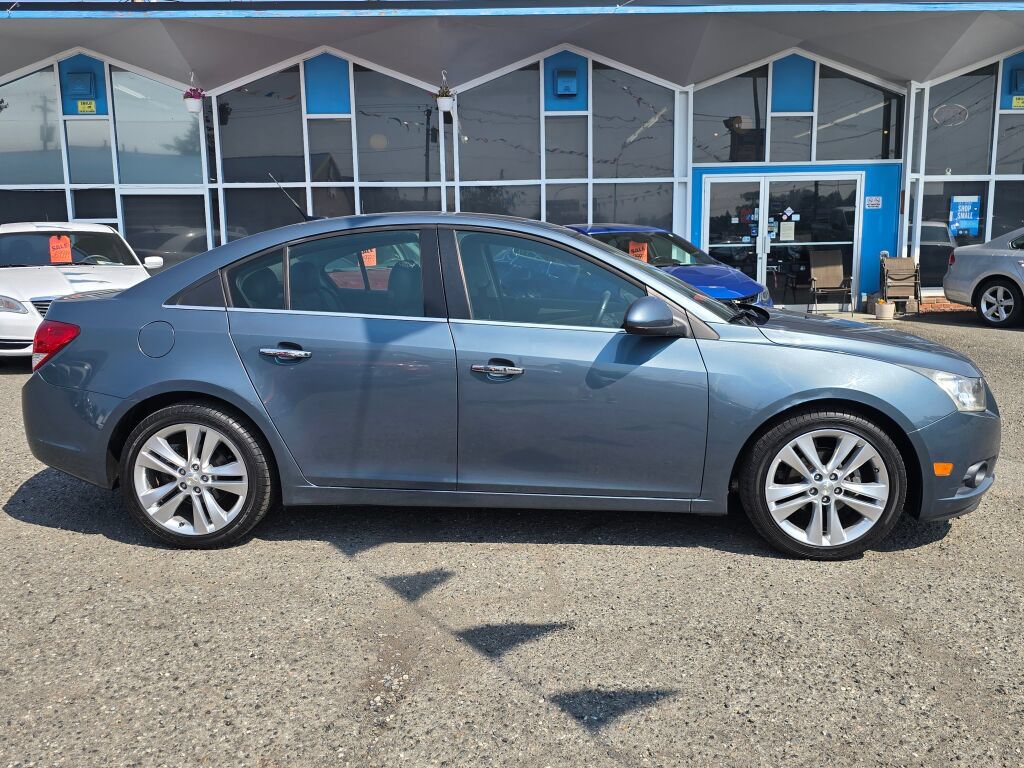 Used 2012 Chevrolet Cruze LTZ FWD image 8