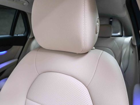 Certified 2022 Mercedes-Benz GLC 300 GLC 300 image 21