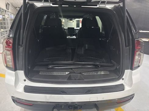 Used 2021 Chevrolet Tahoe Z71 w/ Z71 Off-Road Package image 36