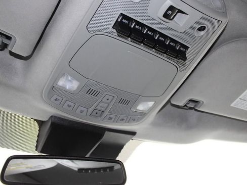 Used 2022 Ford F450 Limited w/ FX4 Off-Road Package image 25