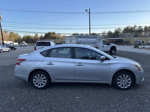 Used 2015 Nissan Sentra S image 14