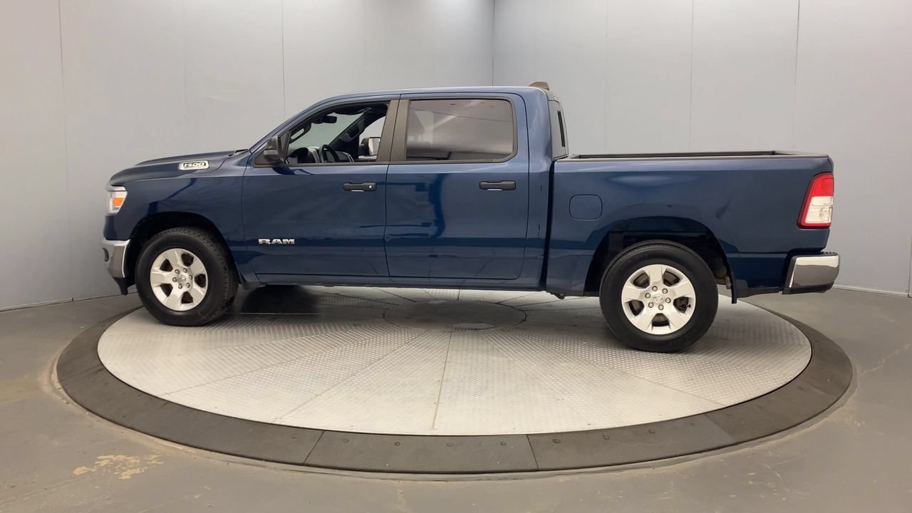 Used 2023 RAM 1500 Big Horn AWD/4WD image 2