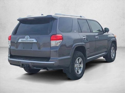 Used 2013 Toyota 4Runner SR5 image 5