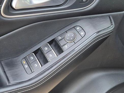 Used 2021 Nissan Rogue SL w/ Premium Package FWD image 10