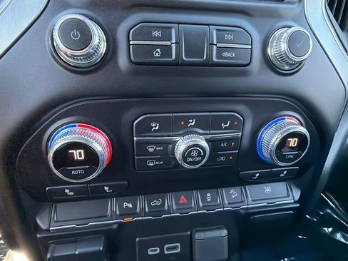 Used 2020 GMC Sierra 2500 SLE w/ SLE Value Package; AWD/4WD image 21