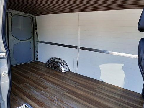 Used 2024 Mercedes-Benz Sprinter 2500 w/ Parking Package image 15