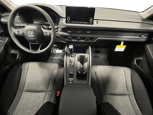 New 2025 Honda Accord SE image 18