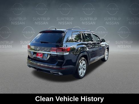 Used 2023 Volkswagen Atlas SE w/ Panoramic Sunroof Package AWD/4WD image 6