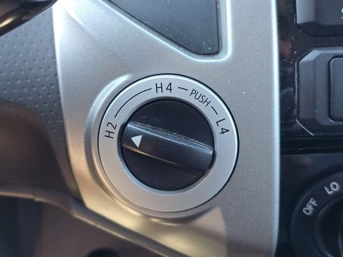 Used 2012 Toyota Tacoma 4x4 Double Cab image 6