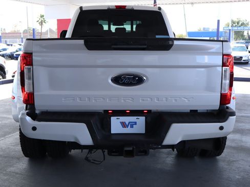 Used 2017 Ford F350 Lariat w/ Lariat Ultimate Package image 8