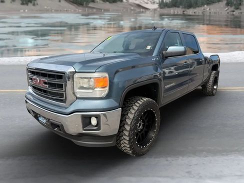 Used 2014 GMC Sierra 1500 SLE w/ SLE Value Package AWD/4WD image 8