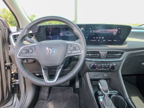 Used 2025 Buick Encore GX Preferred FWD image 28