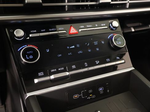 Certified 2024 Hyundai Santa Fe XRT AWD/4WD image 8