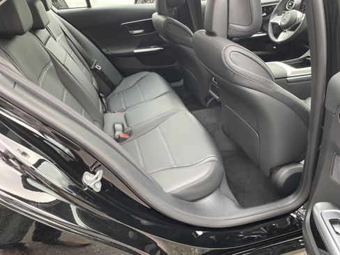 New 2026 Mercedes-Benz C 300 4MATIC Sedan image 39