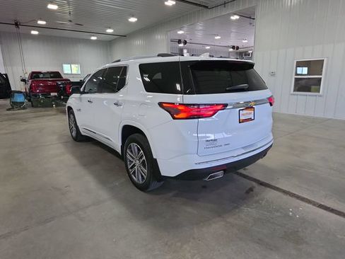Used 2023 Chevrolet Traverse High Country w/ LPO, Floor Liner Package AWD/4WD image 6