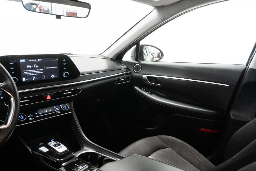 Used 2020 Hyundai Sonata SEL w/ Cargo Package FWD image 13