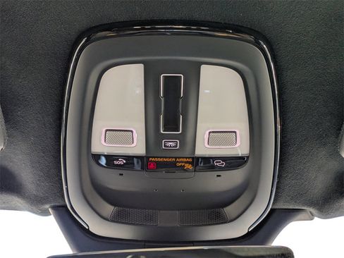 Certified 2024 Volvo XC90 B6 Ultimate w/ Lounge Package image 26