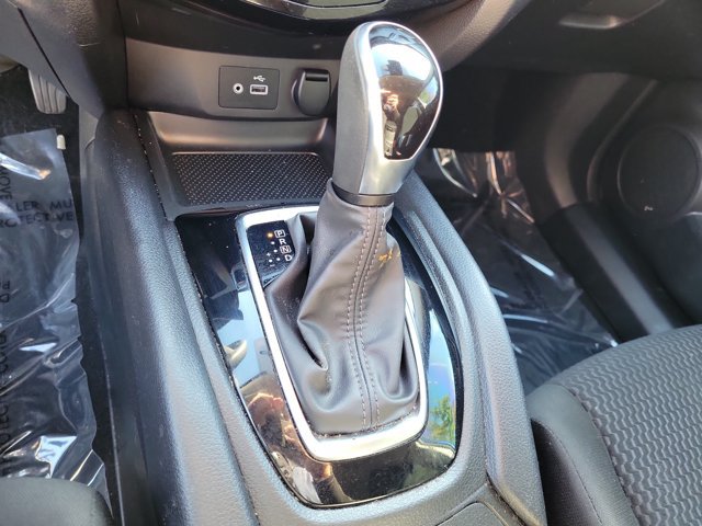 Used 2022 Nissan Rogue Sport S FWD image 32