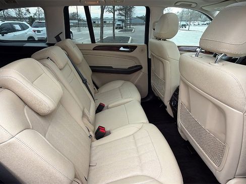 Used 2019 Mercedes-Benz GLS 450 4MATIC image 44