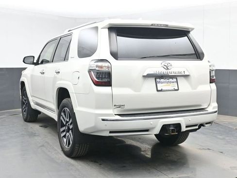 Used 2018 Toyota 4Runner Limited AWD/4WD image 12