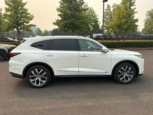 Used 2023 Acura MDX SH-AWD w/ Technology Package image 8
