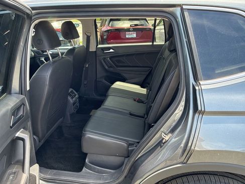 Used 2024 Volkswagen Tiguan SE AWD/4WD image 23
