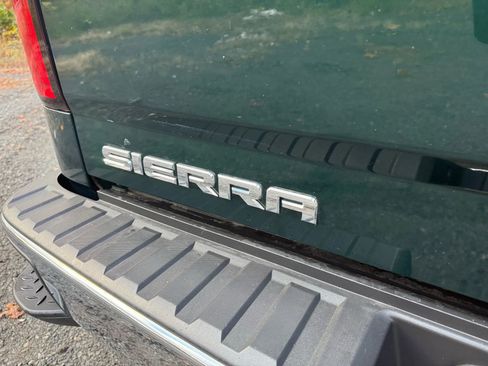 Used 2015 GMC Sierra 1500 SLE w/ SLE Value Package image 12