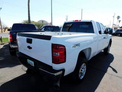 Used 2011 Chevrolet Silverado 2500 LT w/ Interior Plus Package image 6