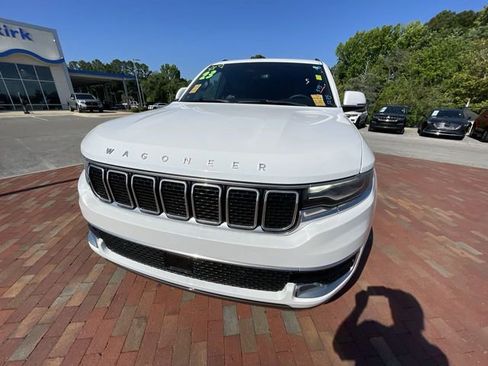 Used 2022 Jeep Wagoneer Series I RWD image 6