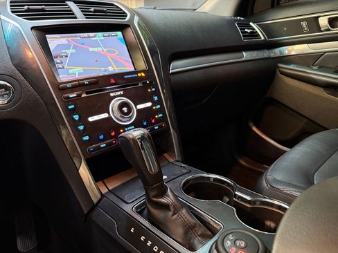 Used 2016 Ford Explorer Sport w/ Equipment Group 401A image 28