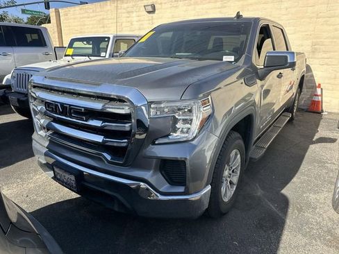 Used 2021 GMC Sierra 1500 SLE image 2