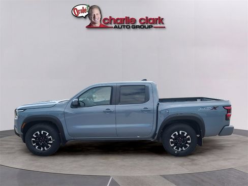 Used 2024 Nissan Frontier Pro-X image 2