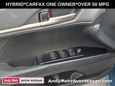 Used 2025 Toyota Camry SE FWD image 16