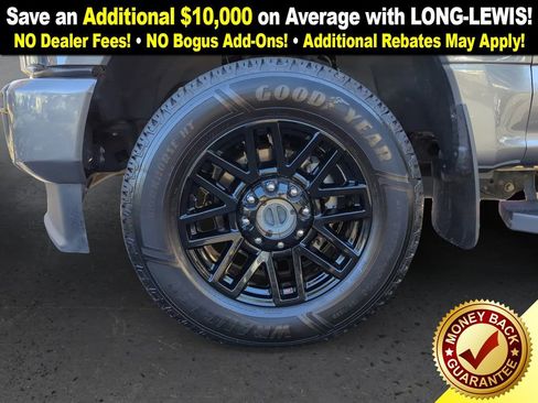 Used 2022 Ford F250 Lariat w/ Black Appearance Package image 13