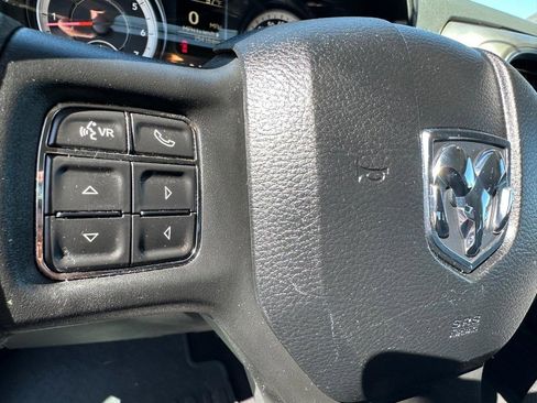 Used 2019 RAM 1500 Classic SLT image 37