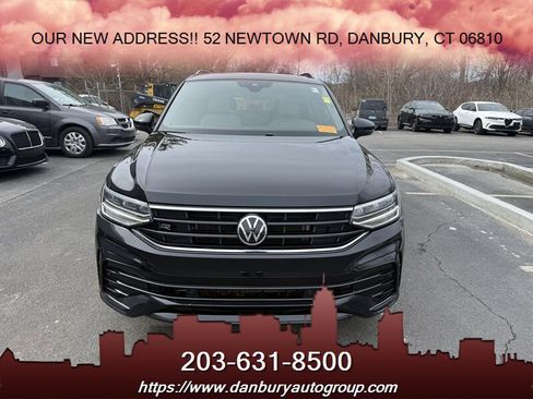 Used 2023 Volkswagen Tiguan SE R-Line image 8