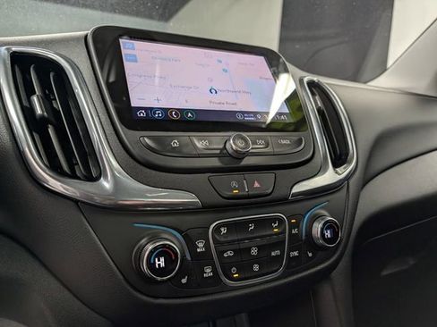 Certified 2023 Chevrolet Equinox LT FWD image 24