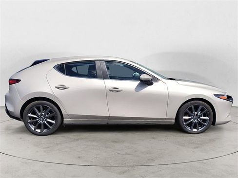 Used 2024 MAZDA MAZDA3 s image 16