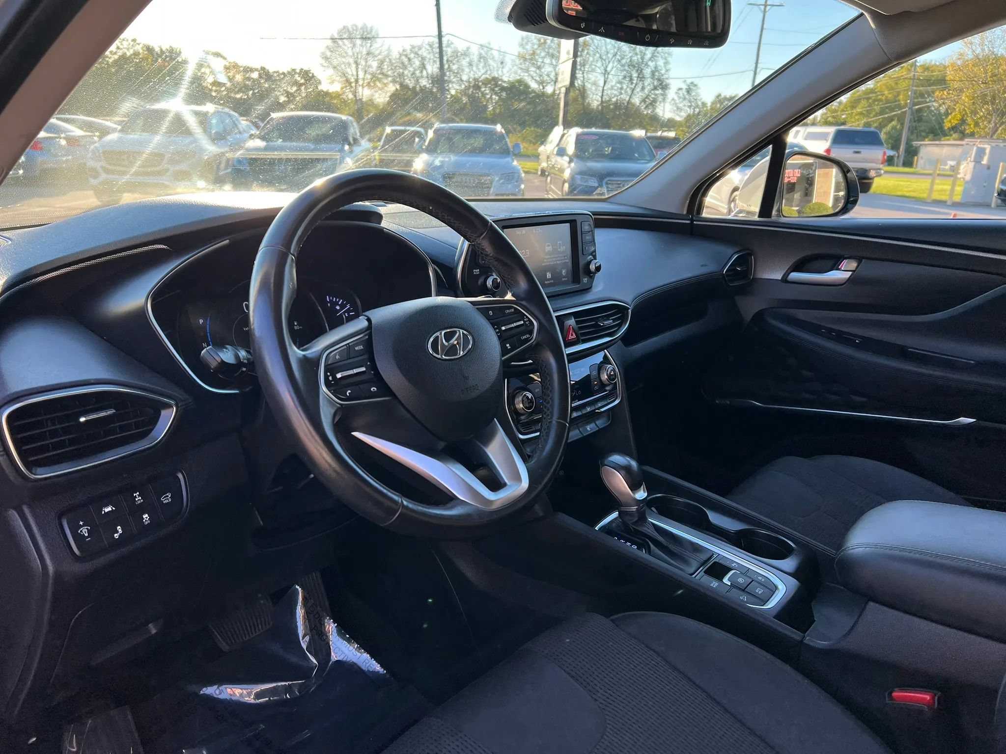 Used 2019 Hyundai Santa Fe SEL AWD/4WD image 14