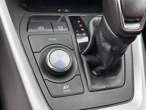 Used 2023 Toyota RAV4 XSE image 33