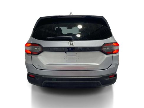 Used 2023 Honda Pilot EX-L image 3