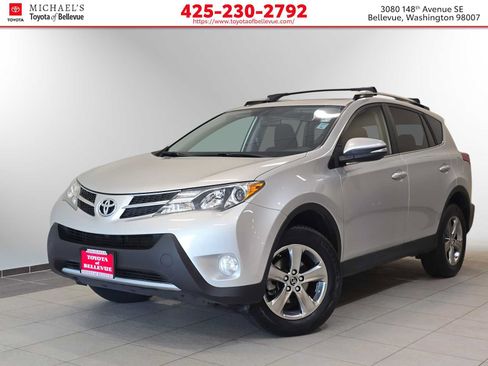 Used 2015 Toyota RAV4 XLE AWD/4WD image 1
