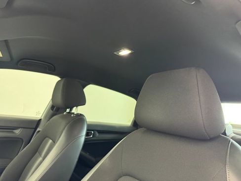 Used 2022 Honda Civic Sport image 5